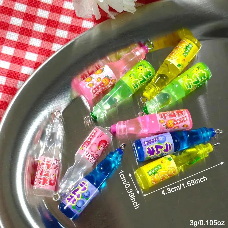 10個入り 小さなソーダボトル レジンチャーム 可愛い飲料ボ - Crafting Resin のレビューと価格