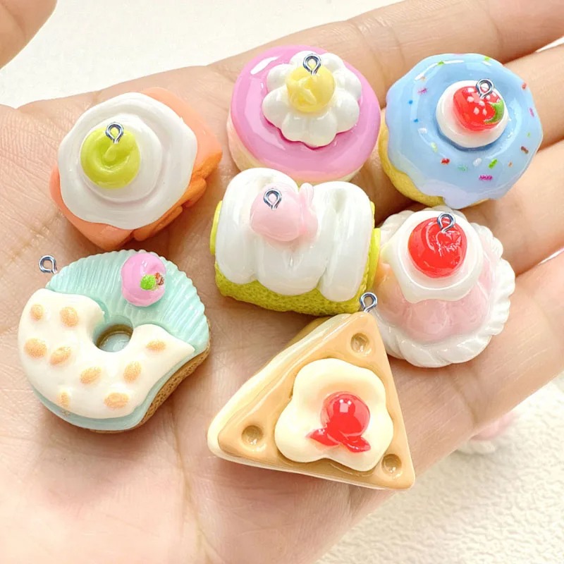 10個入り ミニチュアケーキ型レジンペンダント 可愛いデザー - Resin Craft Material のレビューと価格